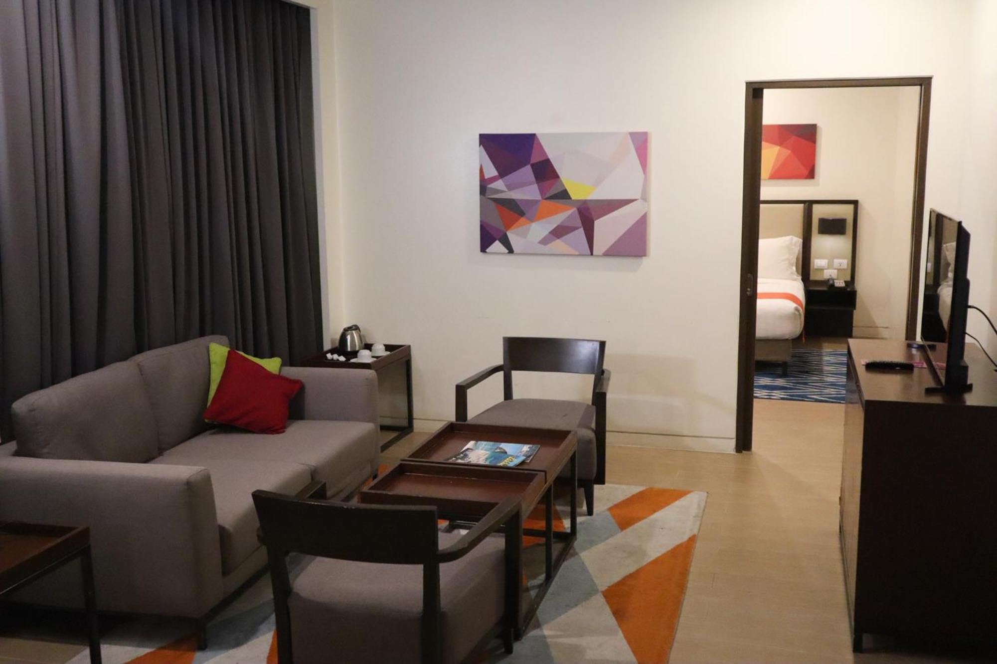 Lucky Chinatown Binondo Hotel 3*